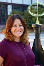Pia R. Toro