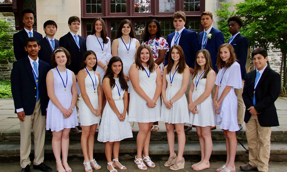 Graduating Students of Renbrook School