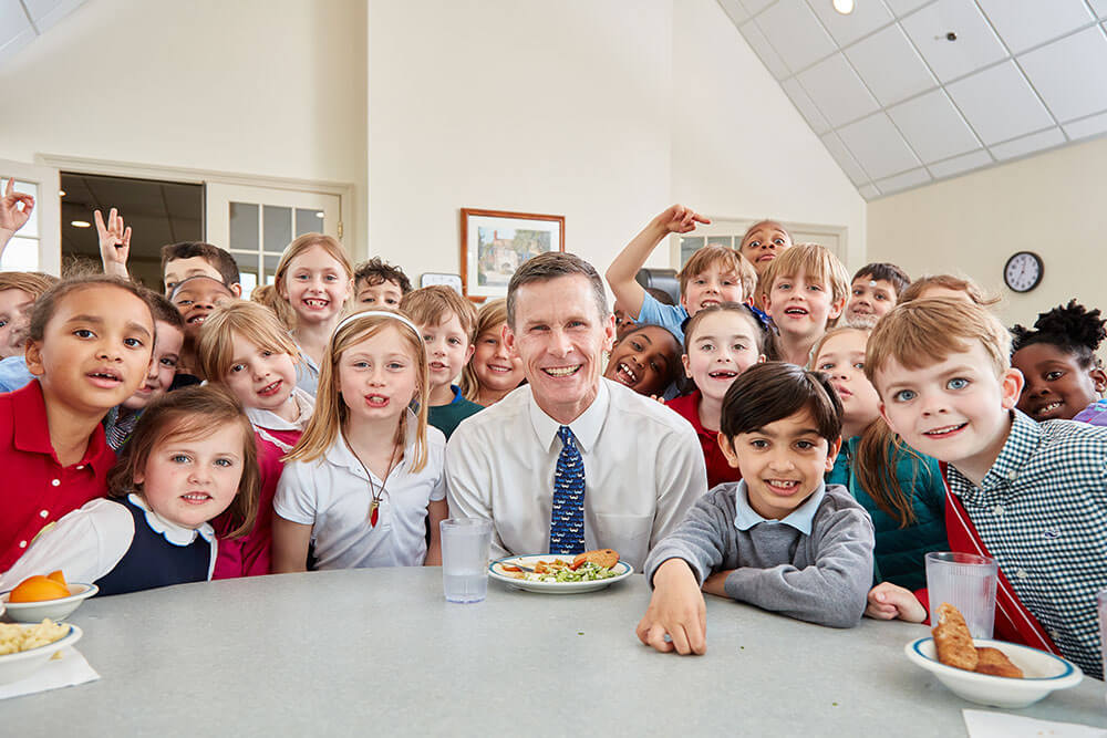 Head of Renbrook School having lunch with students